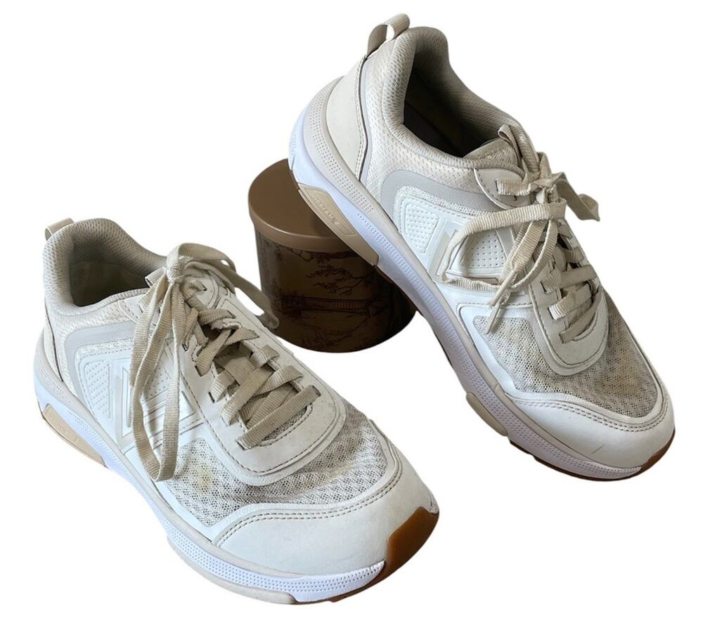 VIONIC Walk Strider White Cream Sneakers Women’s Size 8 Athletic Shoes Comfort